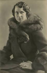 The result of this collaboration is an almost cosmic effect, completely not in the spirit of the album. Viktoria Luise Princess Of Prussia The Kaiserreich Wiki Fandom