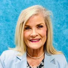 Spring 2024 Issue by Kappa Alpha Theta