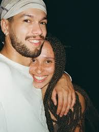 Kat Ama Searle🌼 (@freckleface_5000) • Instagram photos and videos