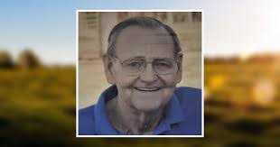 Robin Vinyard's Instagram, Twitter & Facebook