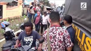 Kepala pusat gempabumi dan tsunami bmkg, bambang setiyo prayitno msi menyebutkan bahwa episenter gempa bumi ini. Berita Tsunami Pandeglang Hari Ini Kabar Terbaru Terkini Liputan6 Com
