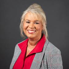 ⭐ Employee Spotlight ⭐ Please join us in recognizing Jennifer Hurn, who  works in the Central Box Office at the arena! She has been with the arena  since 2018, and we can't