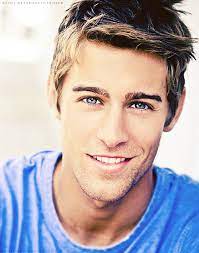 Pin By Tara Ouellette On Exy Attractive People Cute Guys Guys