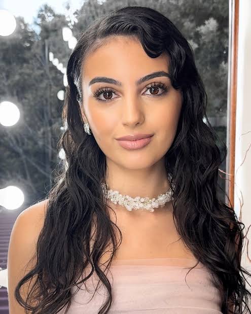Wet hair look and finger waves❤️‍ I am so obsessed with the look ...