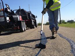 Paint drying time and curing time are two totally different things. How Long Does Asphalt Crack Filler Take To Dry Alpha Paving