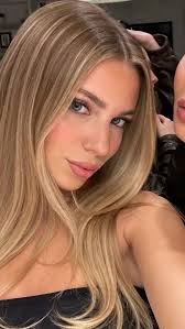 Lucy Bond (bond2104)