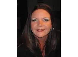 Melissa Dyer's Instagram, Twitter & Facebook