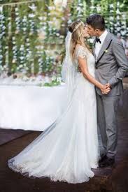 Laura cosoi trăieşte cea mai frumoasă perioadă perioadă din viaţa ei. 29 Wedds Ideas NuntÄƒ MireasÄƒ Rochie De MireasÄƒ