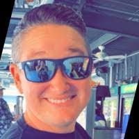 Dee Workman's Instagram, Twitter & Facebook