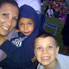 Teresa Albert (@TBoneAlbert)