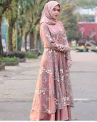 Anda bisa mencoba beberapa pilihan warna yang kiranya sesuai dengan warna kulit anda. 640 Ide Gamis Elegant Di 2021 Pakaian Wanita Model Pakaian Hijab Model Pakaian
