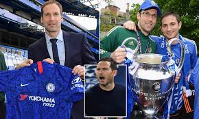Ukraine players wrote their names in the history book after their qualification into the next round of the european championship. Frank Lampard Insists Including Petr Cech In Chelsea S Premier League Squad Is Not For The Romance Daily Mail Online