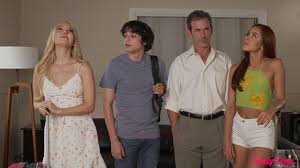 Family Swap - Mom Goes Nude - S1:E10 featuring Aaliyah Love,Ricky Spanish  and Vanna Bardot. (Screenshots)