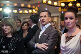 Rákay philip nem irányítja már a köztévét, ezért megnéztük, mit hagyott maga után. Velvet Celeb Ez Tortent A Z Elso Musorvezetoivel