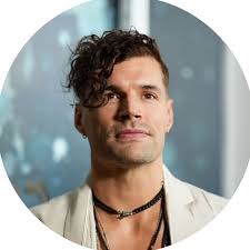 Joel David Smallbone (@joelsmallbone) • Instagram photos and videos