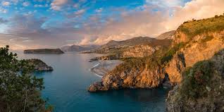 See 3,233 tripadvisor traveler reviews of 39 roccella ionica restaurants and search by cuisine, price, location, and more. Calabria Cosa Vedere E Fare E In Quanti Giorni 2020 Arche Travel