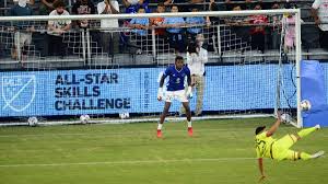 Seattle sounders midfielder nicolas lodeiro, center, celebrates with teammates alex roldan (16) and raul ruidiaz, right, after lodeiro scored a goal against uanl tigres goalkeeper miguel ortega (30), during the second half of a leagues cup soccer match tuesday, aug. Ge6h8mvfpgz6rm