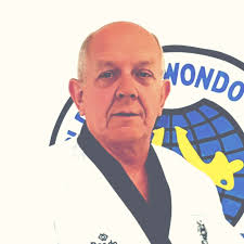 Kontakte und Vorstand