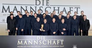 Information and translations of mannschaft in the most comprehensive dictionary definitions resource on the web. Die Mannschaft Im Ersten Ard Das Erste