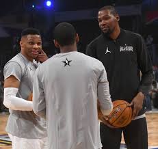 Russell Westbrook Kevin Durant And Kyrie Irving Warm Up During The Nba Allstar Game 2018 At Staples Kevin Durant Russell Westbrook Kevin Durant Gaming Clothes