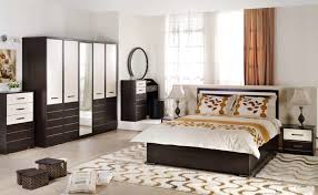 Bellona yatak odası takımları uygun fiyat ve indirim fırsatlarıyla burada. Bellona Yatak Odasi Takimlari 2012 Yatakodasitakimlari Yemekodasitakimlari Rapsodi Koltuktakim Small Bedroom Decor Small Room Bedroom Modern Bedroom Design