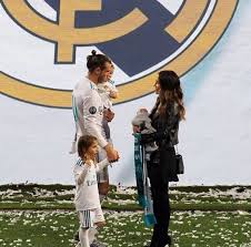 Gareth bale announces the arrival of his second daughter, nava valentina bale. Nava Valentina Bale Explore Tumblr Posts And Blogs Tumgir