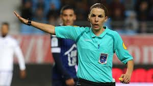 Le réseau du foot sur internet vous fait partager sa passion du ballon rond. Football Ligue 1 Stephanie Frappart Arbitrera Le Prochain Match Du Stade De Reims
