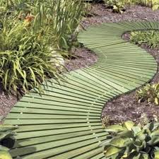 Curved Wooden Walkway Garden Patio Home Garden Garden Walkway Garden Paths Backyard Garden