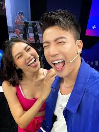 S.T Sơn Thạch ngầm khẳng định "chủ quyền" giữa tin đồn Chi Dân hẹn hò Lan  Ngọc