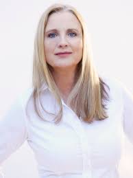 Andrea Reuter's Instagram, Twitter & Facebook