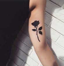 It is better to know the detailed meaning and. Pinterest Lorbeerkranz Lorbeerkranz Pinterest Black Rose Tattoos Rose Tattoos Tattoos