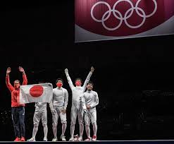 Naomi osaka acende pira olímpica e confirma status de principal estrela da delegação do japão. Japao Faz Historia E Conquista Ouro Inedito Na Esgrima Em Toquio 2020 Surto Olimpico