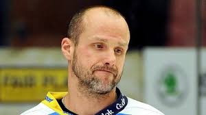 Veterán Martin Straka skončil s hokejom: Máš v NHL horúčku? Nasadia ti  lieky a vypotíš sa v zápase