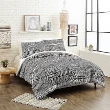 This city stripe bedding collection by victor mill consists of a comforter, two pillow shams (one with twin), two european pillow shams (one with twin. Justina Blakeney Piazza Stripes Comforter Set Bed Bath Beyond