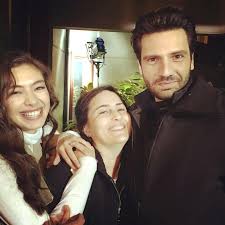 Kara Sevda Neslihan Atagul Kaan Urgancioglu Film Sanatcilar Instagram