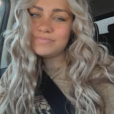 Who is a good barber in Roosevelt, Utah?