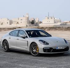 Edmunds also has porsche panamera pricing, mpg, specs, pictures, safety features, consumer reviews and more. Porsche Panamera Gts Die Sportliche Luxuslimousine Im Fahrbericht Welt