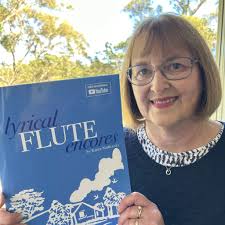 Can anyone recommend fingerless gloves for playing in please. Needing to  keep warm, the hall we play in is cold!