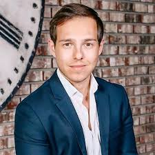 Top 40 Investment Influencers