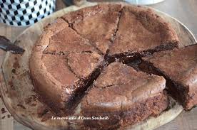 Meilleur Gateau Au Chocolat Moelleux Le Sucre Sale D Oum Souhaib En 2020 Gateau Au Chocolat Moelleux Meilleur Gateau Au Chocolat Gateau Chocolat