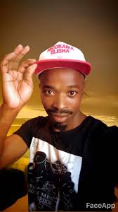 Ur skeudenn nevez zo bet...