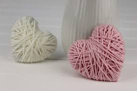 Und deko selber machen ist gar nicht schwer! Diy Wollherzen Schnell Und Einfach Selber Machen Schone Deko