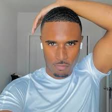 Chynna Davis (@chynnalauren)