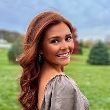 Misty Newton's Instagram, Twitter & Facebook