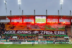 Jej trener kosta runjaić komplementuje piłkarzy, ale podobnie jak po. 2016 03 13 Kghm Zaglebie Lubin Pogon Szczecin Galeria Kghm Zaglebie Lubin