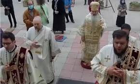 În credinţa ortodoxă, dumnezeu este principala sursă din care provin fiul. Derapaj Marca Teodosie La Noi Lumina Vine La Catolici Nu Vine