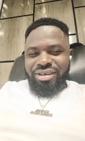 Happy Sunday My people Owerri fans I How far Emmaco is around