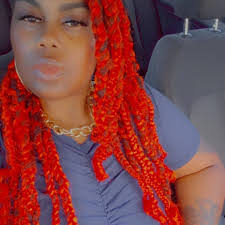 Yaminah Mitchell's Instagram, Twitter & Facebook