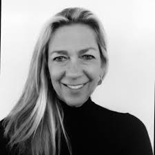 Yesterday marked my official 11th year at NuVasive . The time has flown…