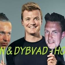 Stream Mike Clausen( JUNIOR ) music